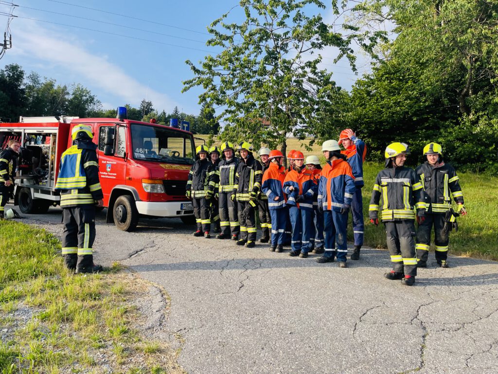 2023-06-30 Löschübung Neidlingerberg
