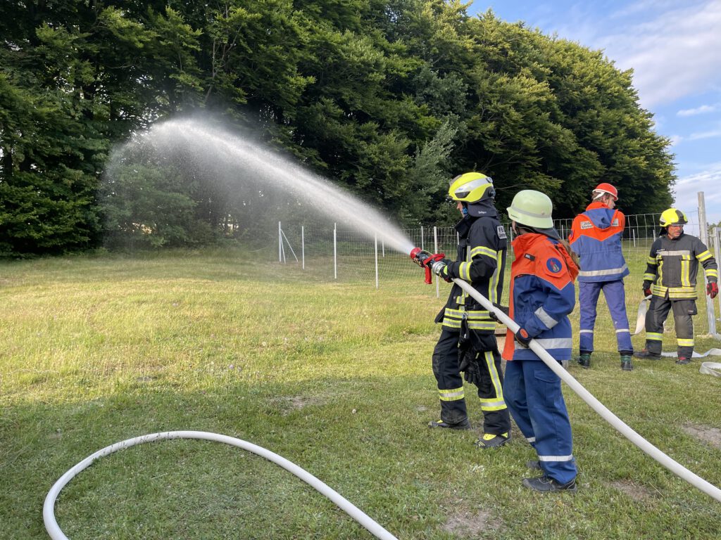 2023-06-30 Löschübung Neidlingerberg